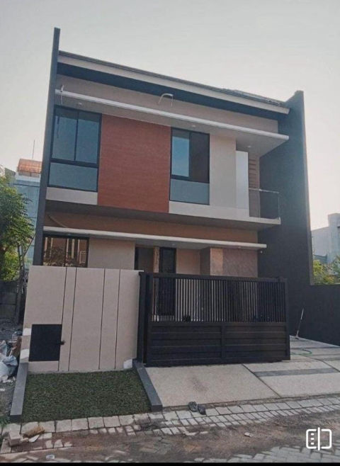 Dijual Rumah Pakuwon City Cluster Florence