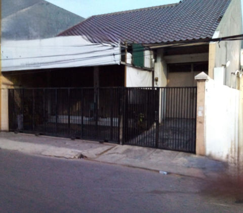 Dijual Rumah Usaha Jalan Kedung Cowek