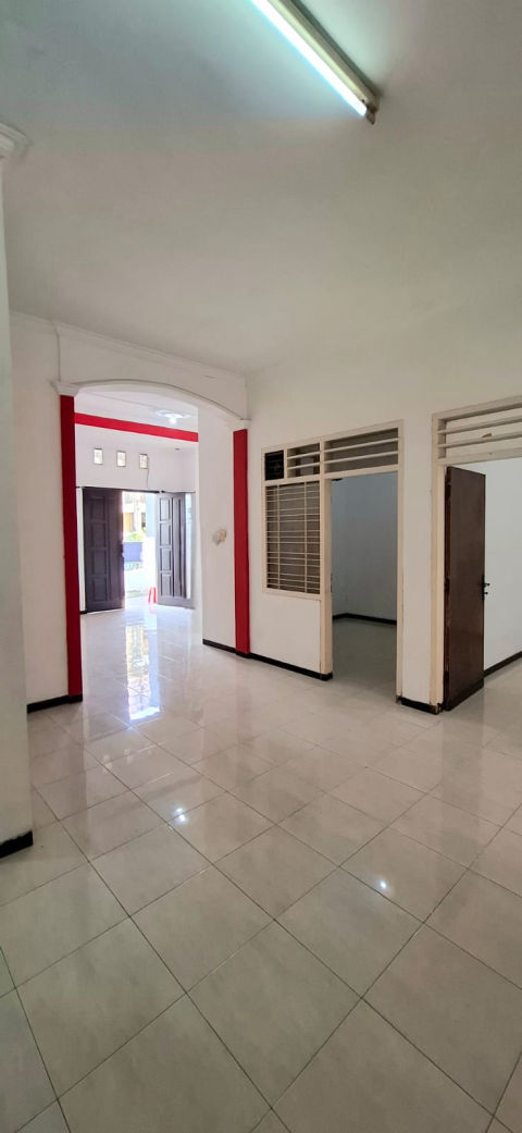 Disewa Rumah Jalan Manyar