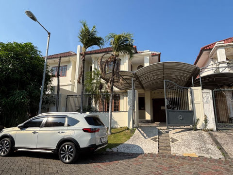 Dijual Rumah Pakuwon City Cluster Villa Riviera