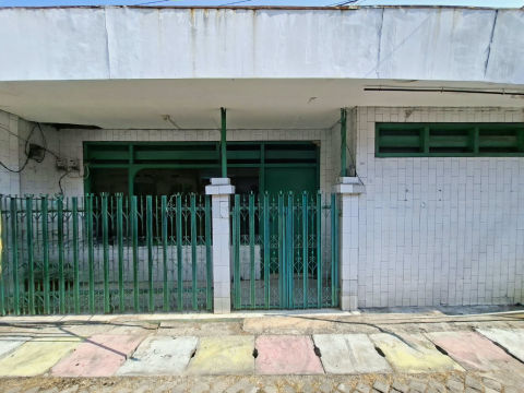 Dijual Rumah Hitung Tanah Jalan Kawatan