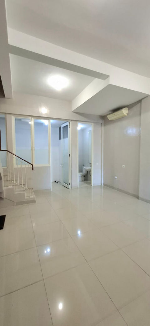Disewa Ruko Komersial Pakuwon City