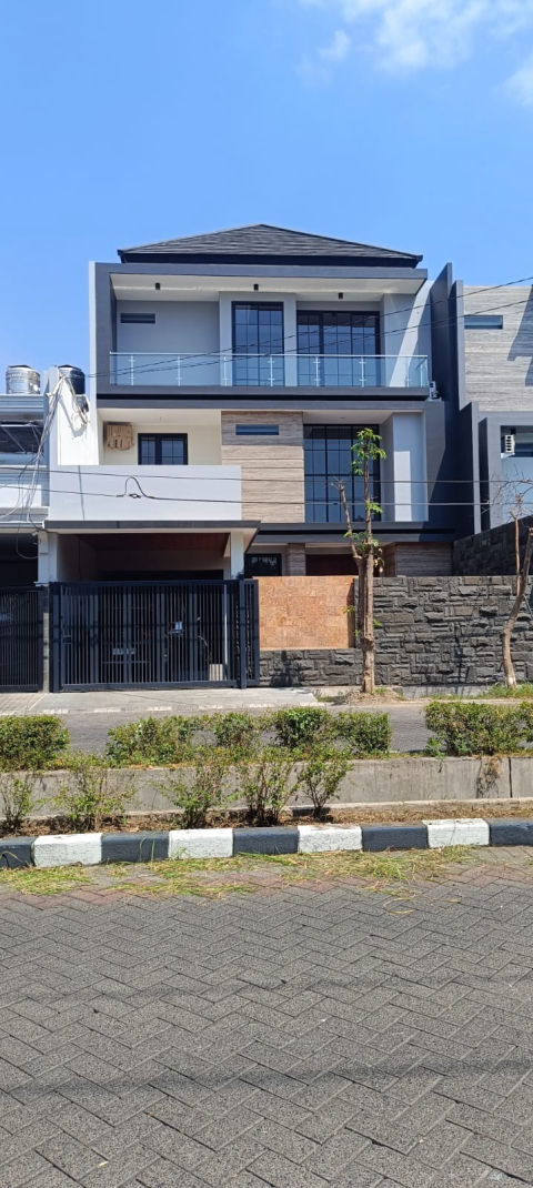 Dijual Rumah Babatan Pratama Minimalis Baru Gress