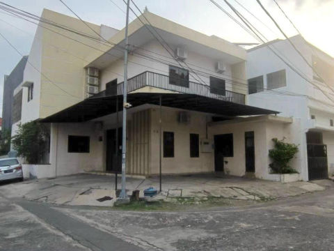 Dijual Rumah Darmo Indah Timur