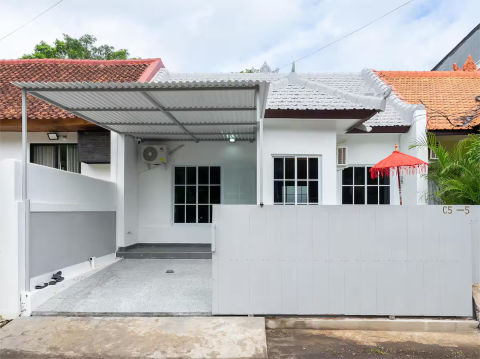 Dijual rumah fully furnished di Pecatu - Uluwatu