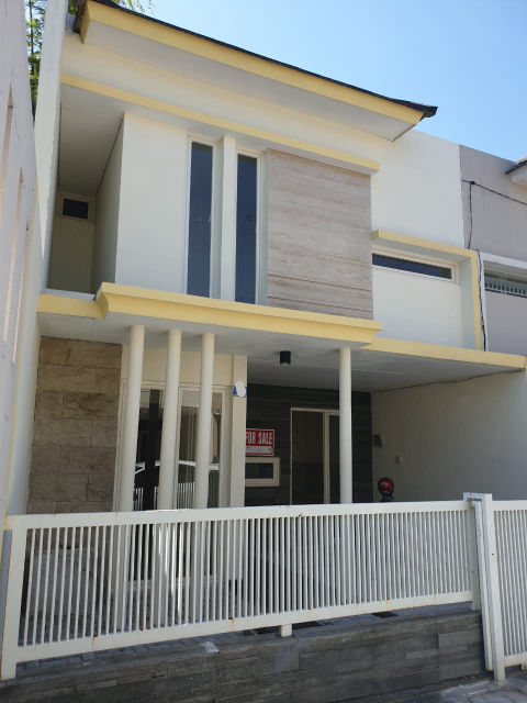 Dijual Rumah Raya Puri Lidah Kulon Baru Gress