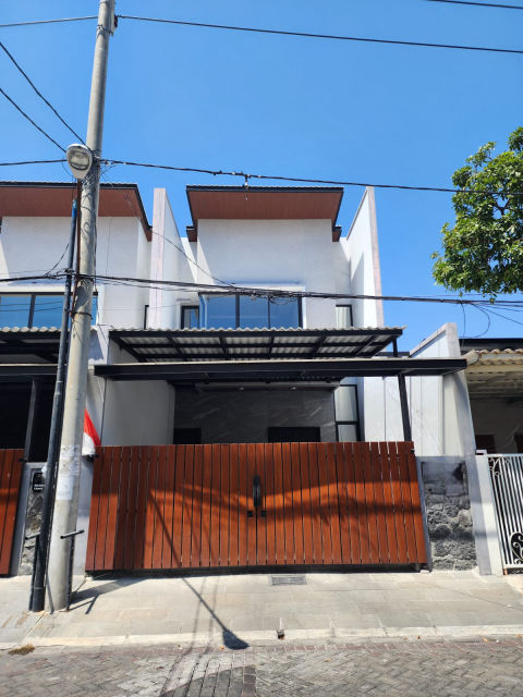 Dijual Rumah Mulyosari Utara
