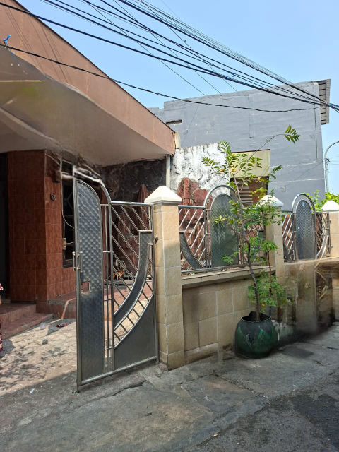 Dijual Rumah Jalan Tembok Dukuh
