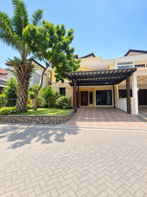 Dijual Rumah Dharmahusada Regency