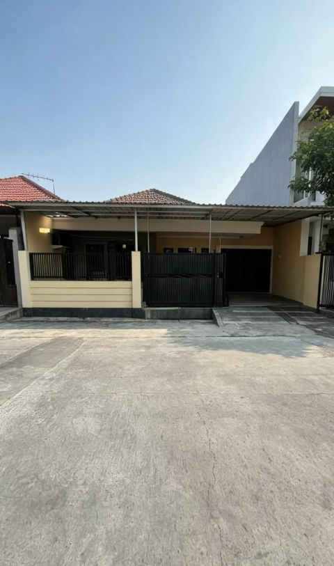 Disewa Rumah Babatan Pantai