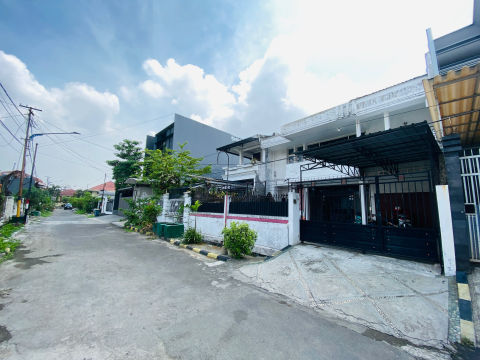 Dijual Rumah Darmo Permai Utara