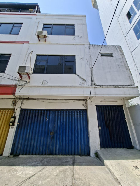 Dijual Ruko Komersial Raya Margorejo Indah