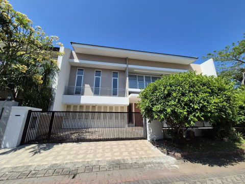 Disewa Rumah Pakuwon City Cluster San Antonio