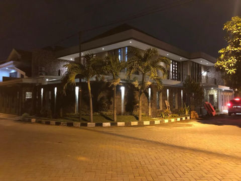 Dijual Rumah Medokan Asri Barat