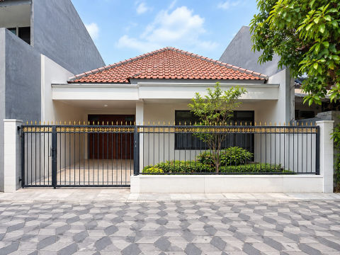 Disewa Rumah Semampir Tengah