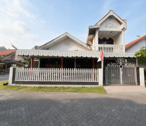 Dijual Rumah Semolowaru Selatan