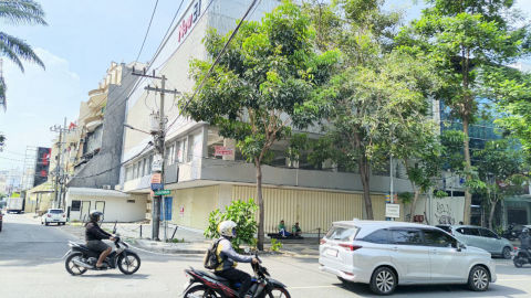 Disewa Ruko Raya Genteng Kali