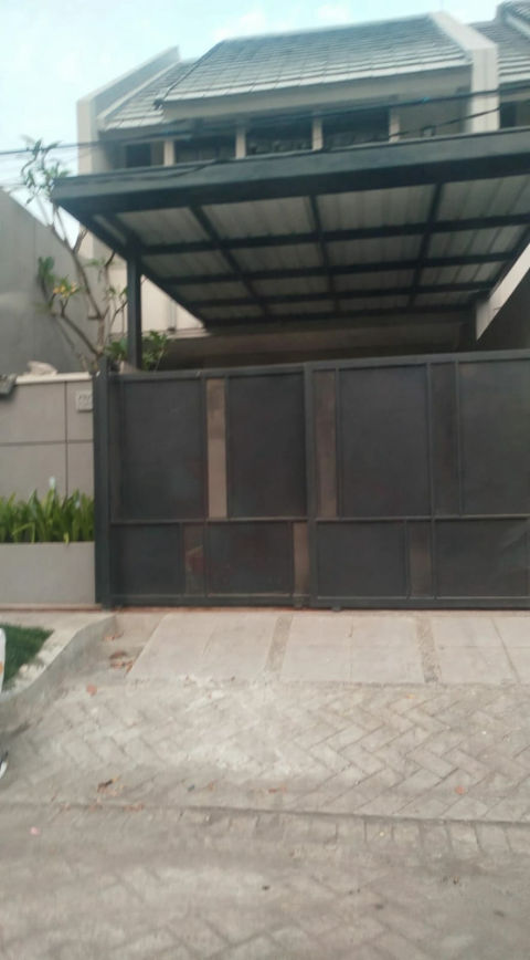 Dijual Rumah Rungkut Asri Baru Gress