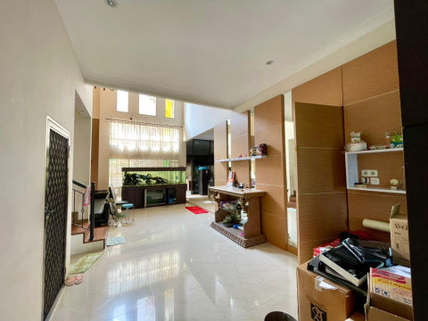 Dijual Rumah Citraland Utama Cluster Taman Internasional 2