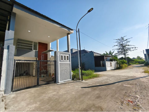 Dijual Rumah Tambak Medokan