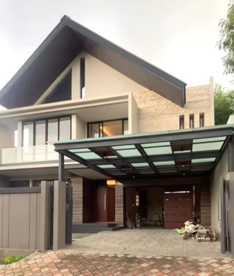 Dijual Rumah Raya Klampis Regency 21 Baru