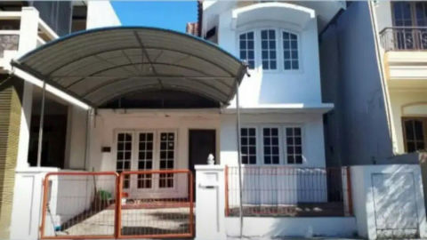 Dijual Rumah Pakuwon Indah Cluster Villa Valensia