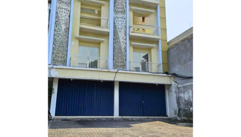 Dijual / Disewa Ruko Komersial Manyar