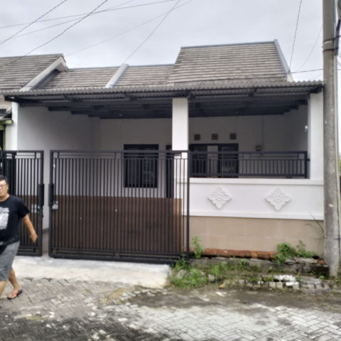 Disewa Rumah Wadung Asri Permai