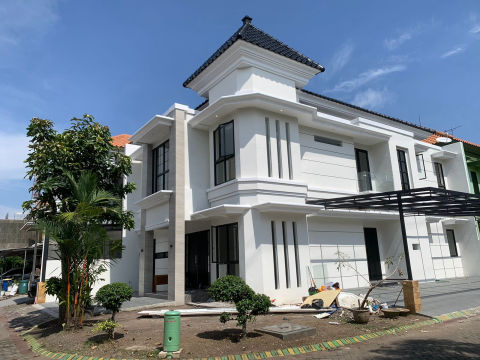 Dijual Rumah Jemursari Regency
