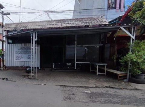 Dijual Rumah Usaha Manukan
