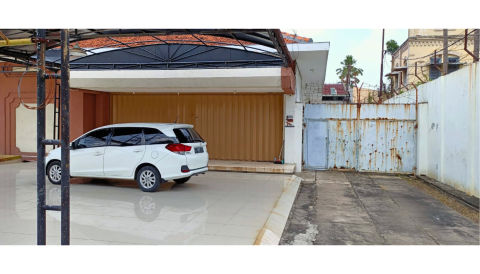 Dijual Rumah Raya Bubutan