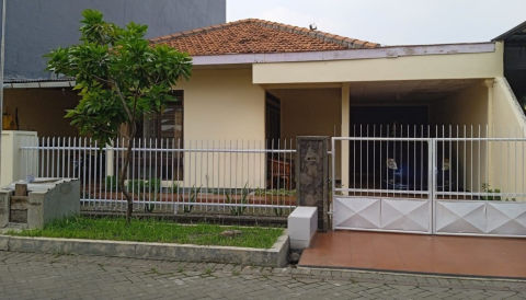 Dijual Rumah Kutisari Selatan