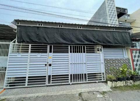 Dijual Rumah Greenlake Wonorejo