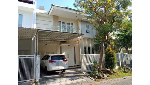 Disewa Rumah Pakuwon City Cluster San Diego