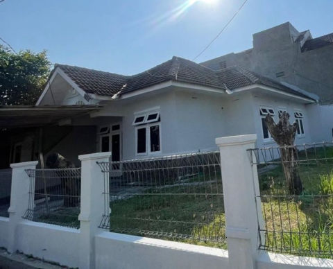 Disewa Rumah Delta Sari