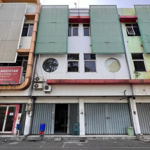 Dijual / Disewa Ruko Komersial Jalan Raya Ahmad Yani Surabaya