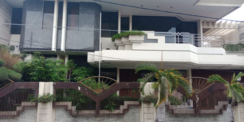Dijual Rumah Dharmahusada Indah