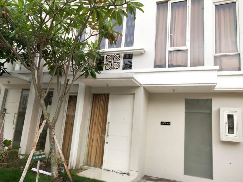 Dijual / Disewa Rumah Grand Pakuwon Cluster Adelaide