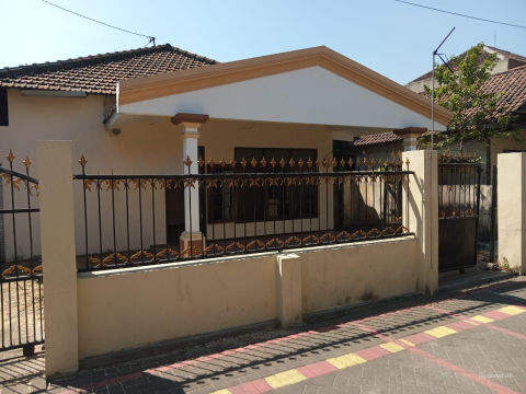 Dijual Rumah Kureksari, Waru