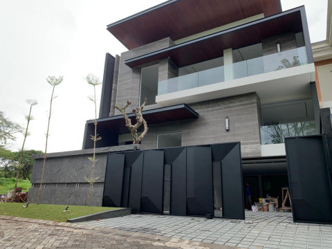 Dijual Rumah Citraland Cluster Bukit Golf International