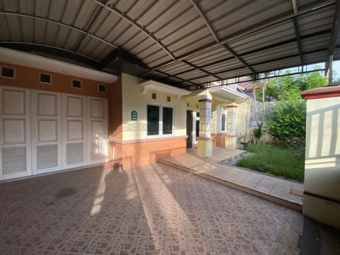 Dijual / Disewa Rumah Graha Tirta Waru Sidoarjo