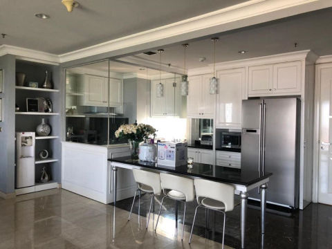 Dijual Apartemen Adhiwangsa Tower D