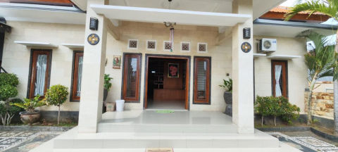 Dijual Villa dan Kos Seririt Lovina Bali