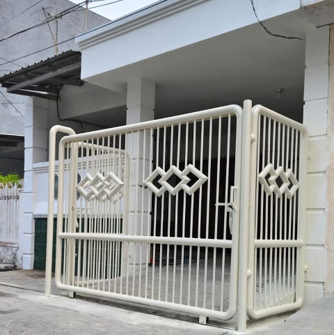 Dijual Rumah Babatan Pantai