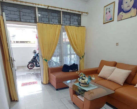 Dijual Rumah Darmo Permai Utara