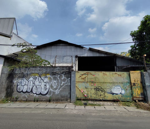 Dijual Gudang Komersial Dukuh Kupang Barat