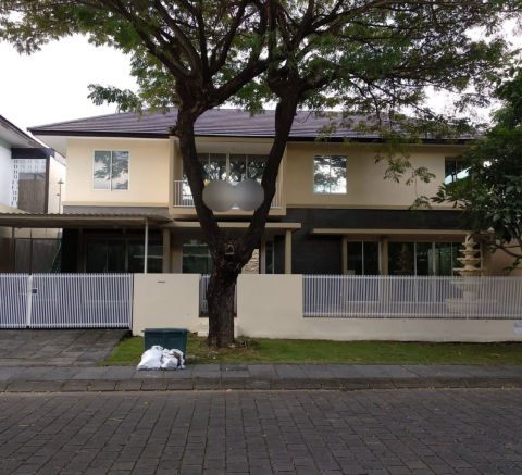 Dijual / Disewa Rumah Graha Natura