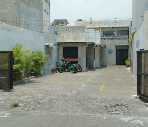 Dijual Rumah Usaha dan Gudang Jalan Kutisari Selatan