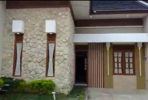 Dijual Rumah Panderman Batu