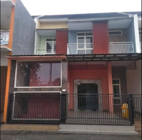 Dijual Rumah Park Royal Regency Sidoarjo